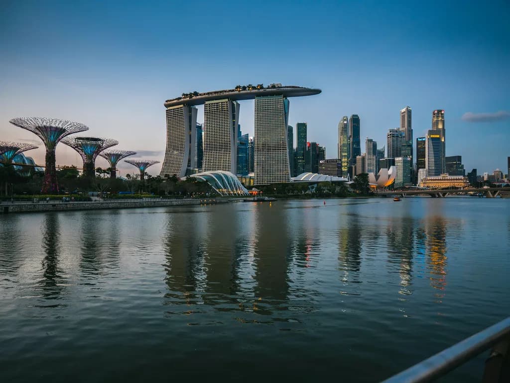 Singapur - Marina Bay o zmierzchu